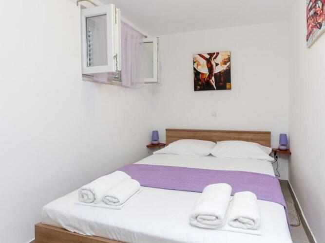 Edita - With Terrace And With Sea View